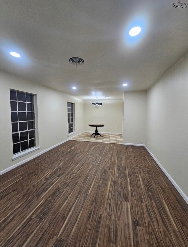 Building Photo - 4304 York St