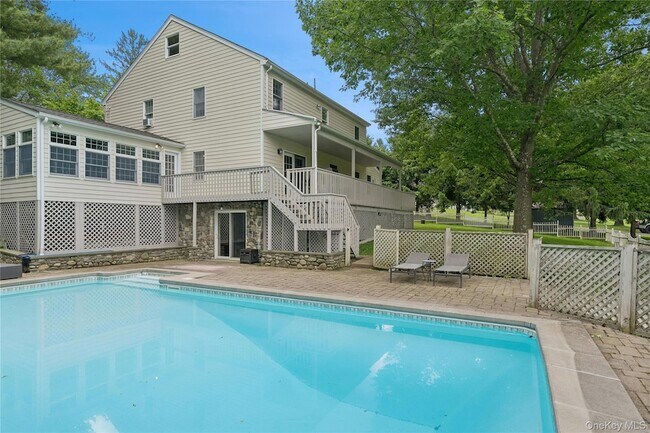 Building Photo - 30 Foley Rd