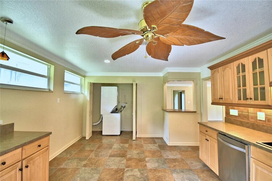 Building Photo - 3960 Avenue U NW