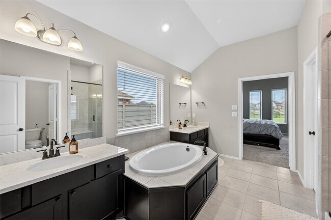 Building Photo - 4731 Cedar Butte Ln