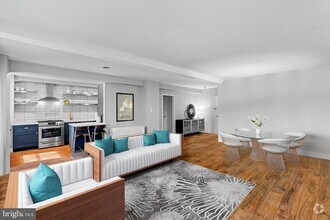 Building Photo - 220 W Rittenhouse Square