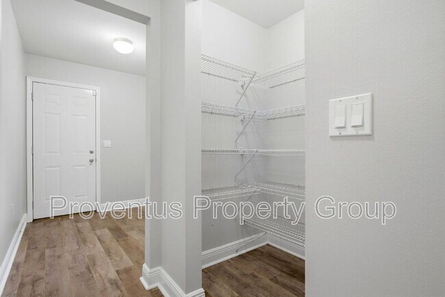 Building Photo - 6768 Indian St