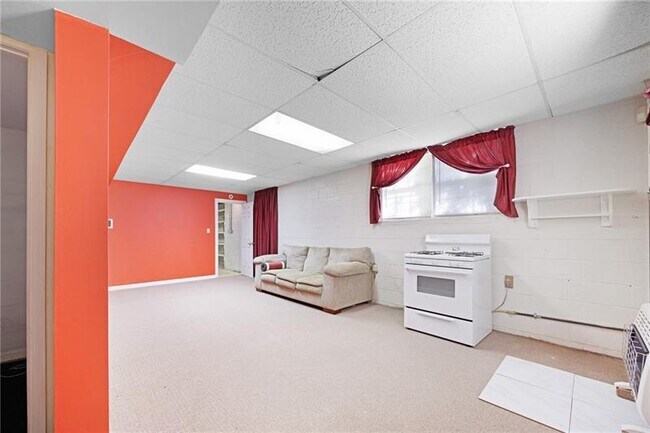 Building Photo - 835 Tranquil Dr