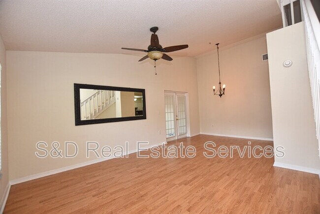Building Photo - 1072 Meadowood Pointe Rd