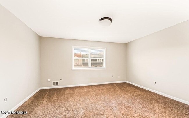 Building Photo - 53 Briar Mills Dr