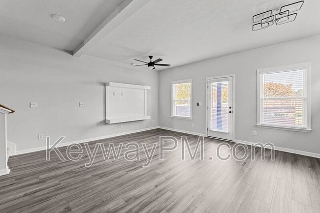 Building Photo - 847 Felix Wy