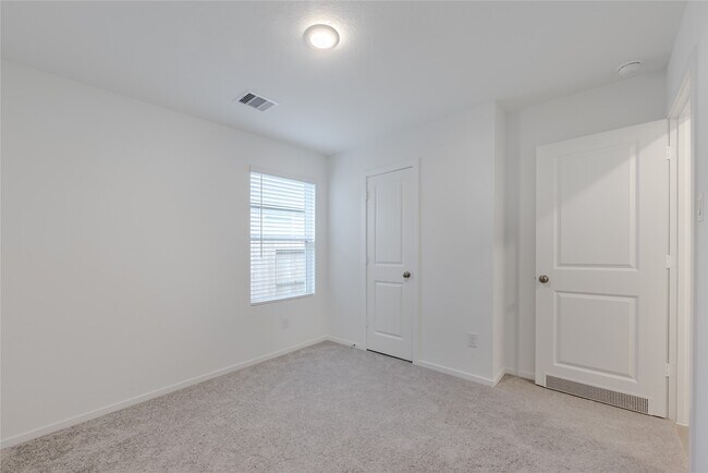 Building Photo - 18004 Valle Cupa Ln