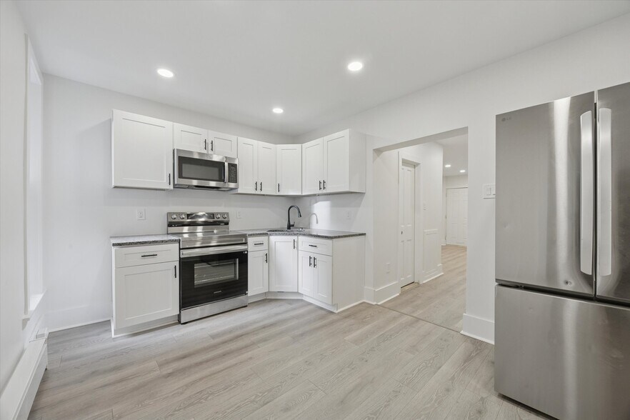 Building Photo - 3247 N Marston St