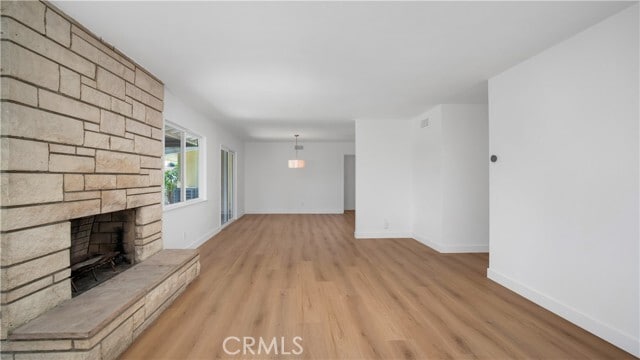 Building Photo - 1152 W Wakefield Ave