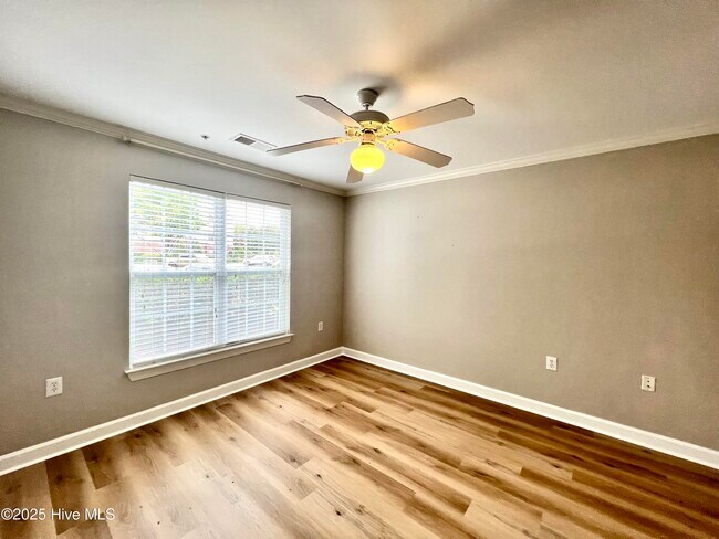 Building Photo - 1500 Cadfel Ct