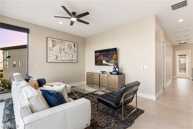 Building Photo - 5394 Succulent Rose Dr