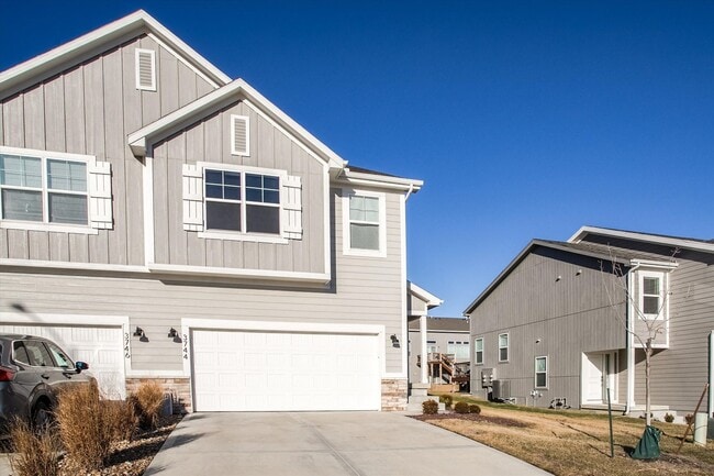 Building Photo - 3744 SW Maryville Pl