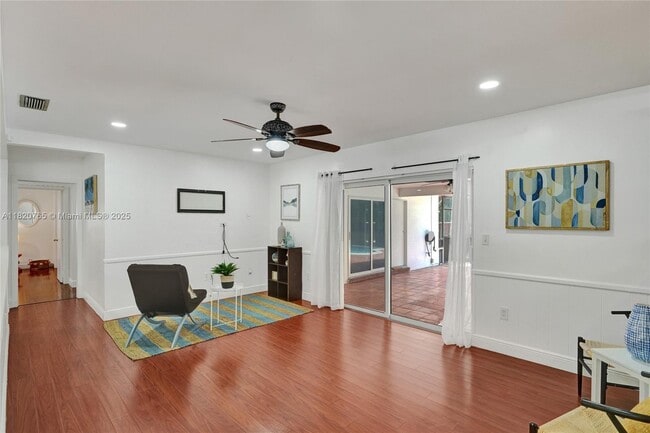 Building Photo - 7360 SW 120th St