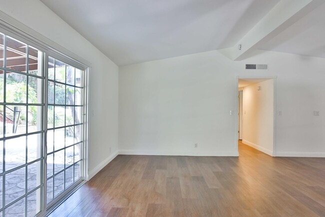 Building Photo - 6457 Potomac St