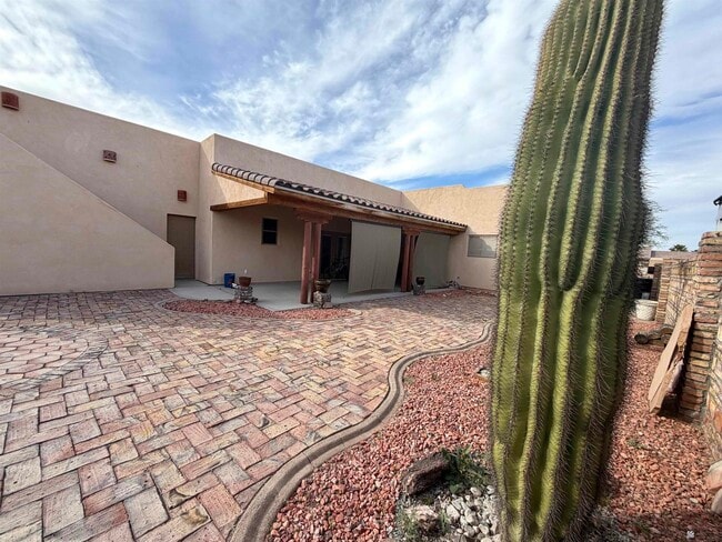 Building Photo - 14341 E 54th St