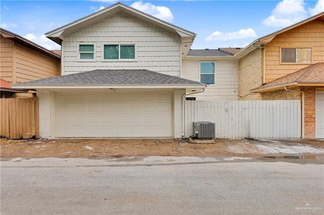 Building Photo - 21 Yz Ave