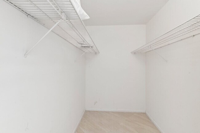 Building Photo - 3580 S Ocean Blvd