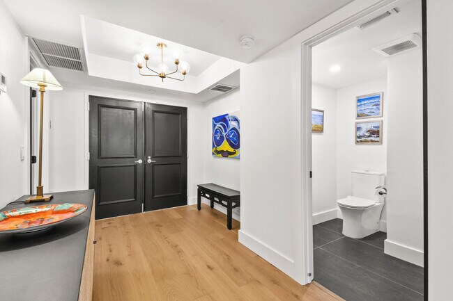 Building Photo - 2660 S Ocean Blvd