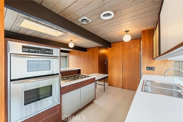 Building Photo - 5112 E Valencia Dr