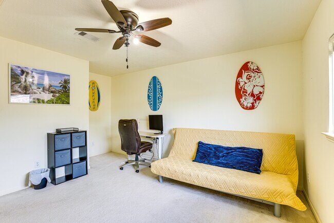 Building Photo - 618 Bending Bough Dr