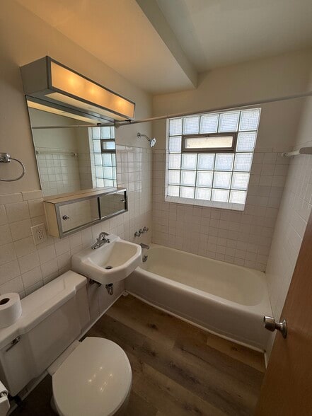 Bathroom - 7319 W Tripoli Ave