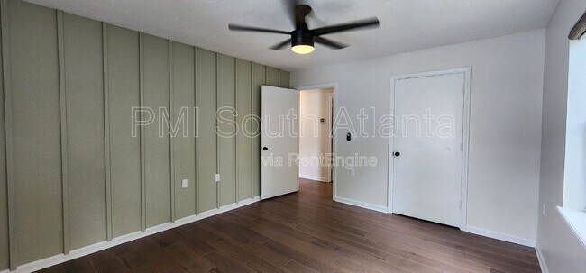 Building Photo - 95 Thirkield Ave SE