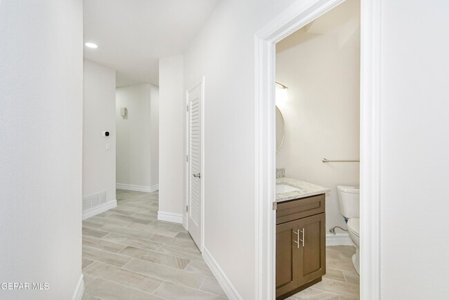 Building Photo - 6489 Calle Placido Dr