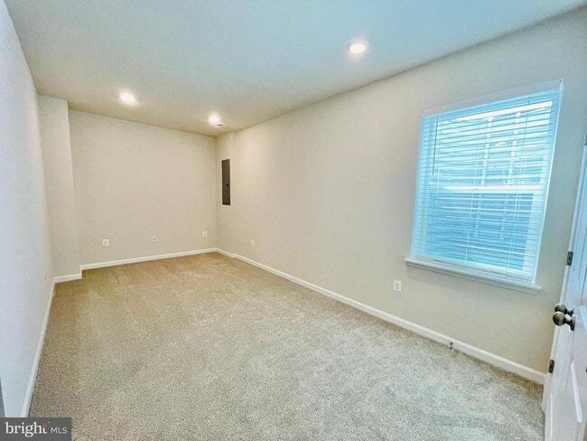 Building Photo - 162 Whitson Wds Pl