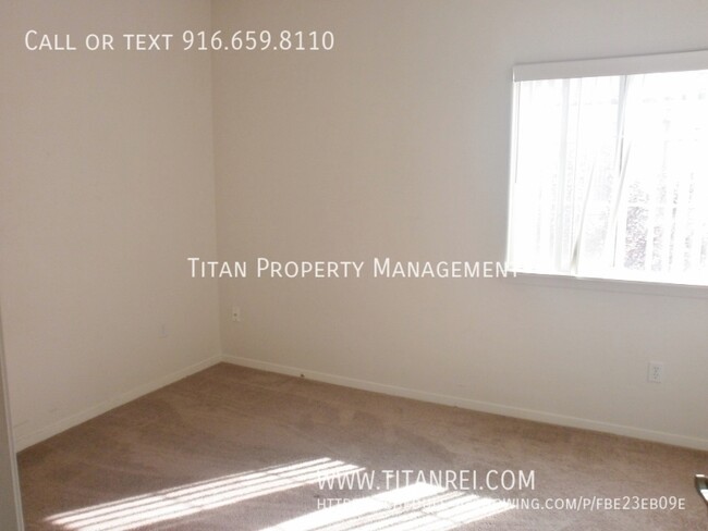 Building Photo - Natomas Two Bedroom Condo with Clubhouse &...