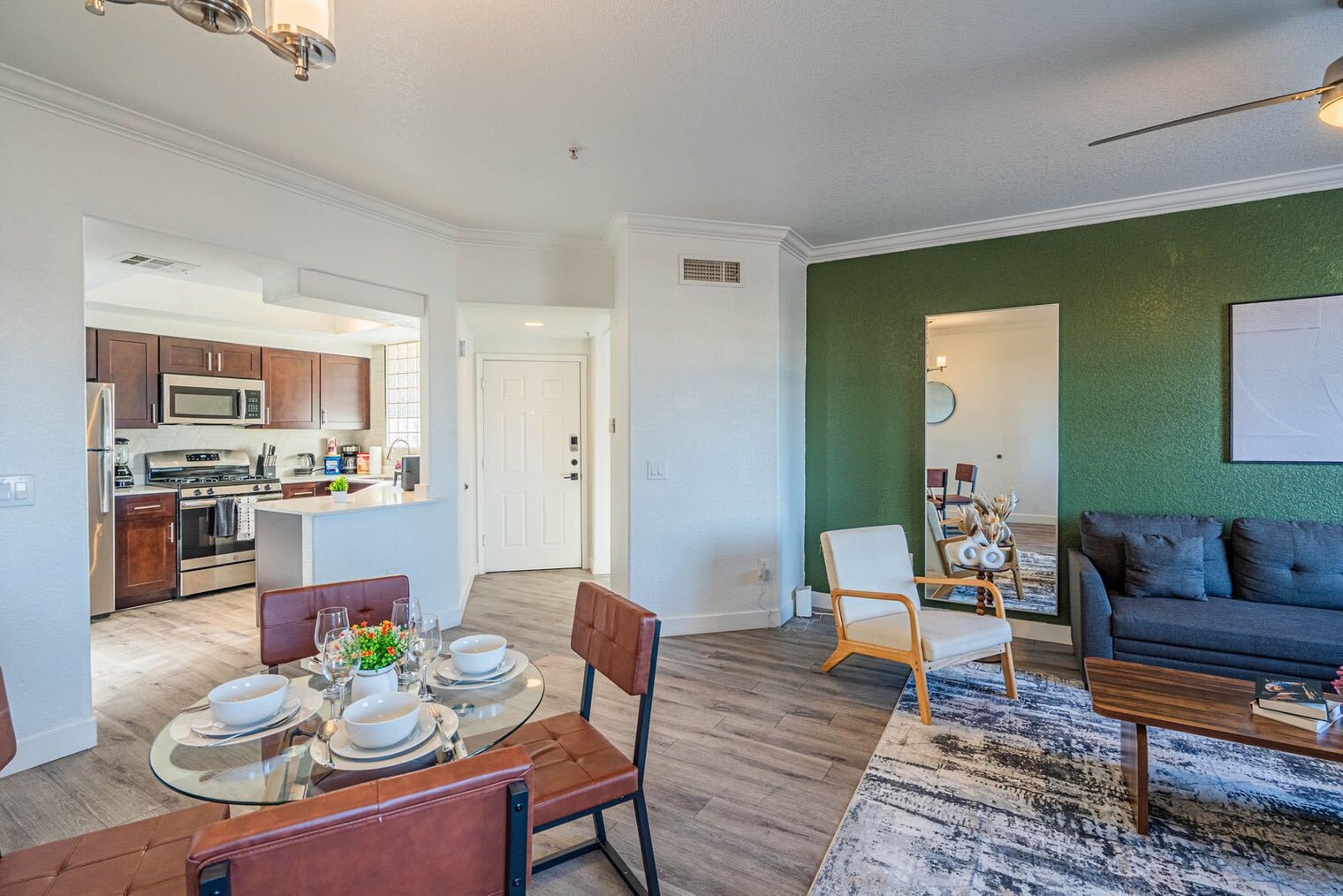 Building Photo - 2150 S 55th St