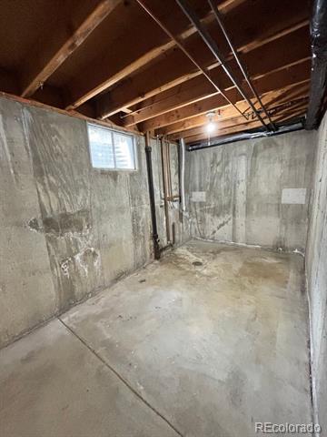 Building Photo - 16270 W 13th Pl
