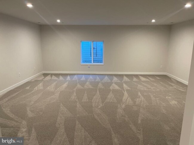 Building Photo - 205 Hibiscus Way