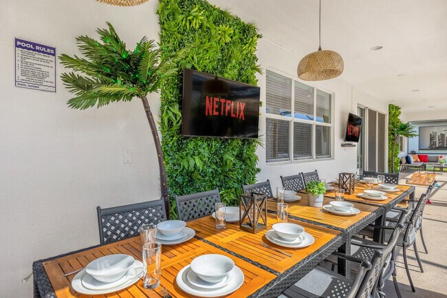 Building Photo - 2607 Yountville Ave