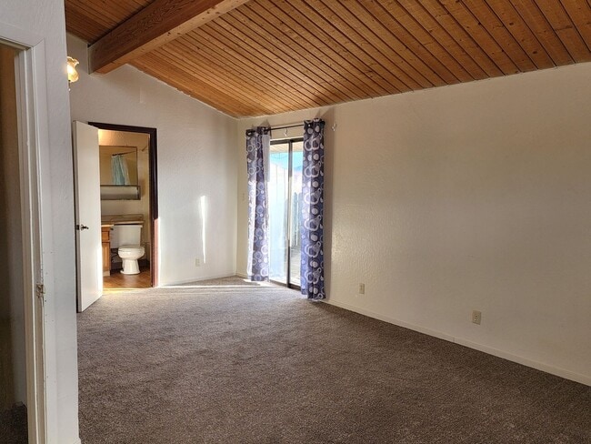 Building Photo - Silverado104