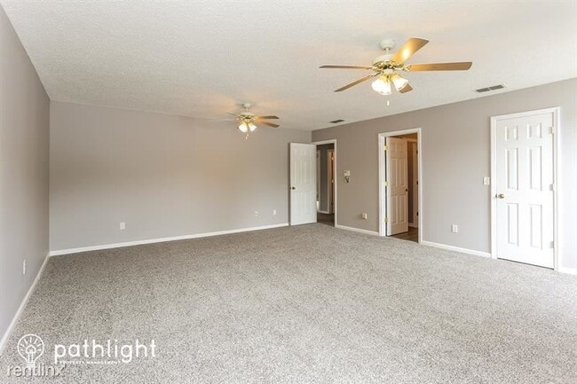 Building Photo - 5 br, 3 bath House - 13501 Ashford Wood Co...