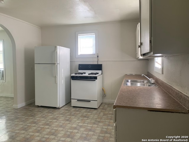 Building Photo - 1407 W Travis St