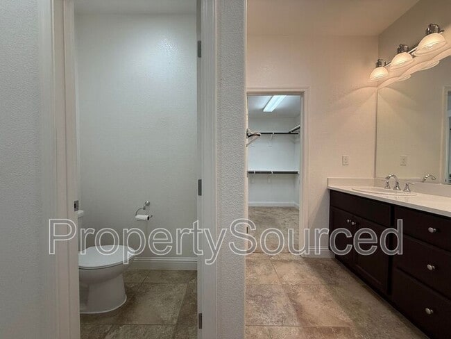 Building Photo - 656 Open Range Ave