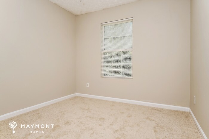 Building Photo - 2025 Marlin Dr