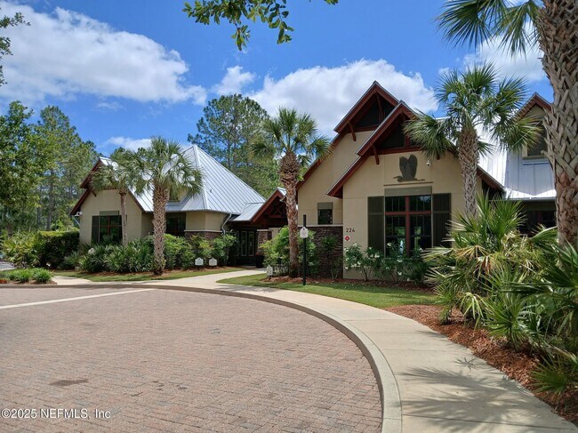 Building Photo - 2135 Thorn Hollow Ct