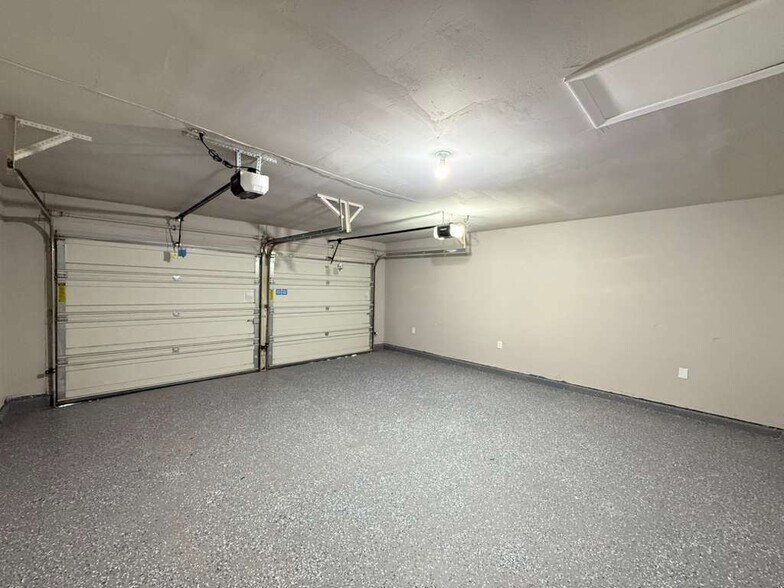 Building Photo - 11207 Spring Mint