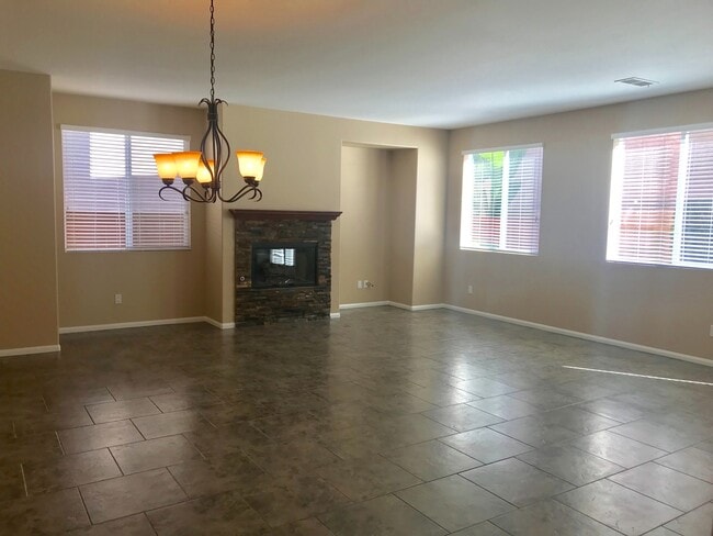 Building Photo - GORGEOUS TWO STORY HOME IN GRANITE HILLS 4...