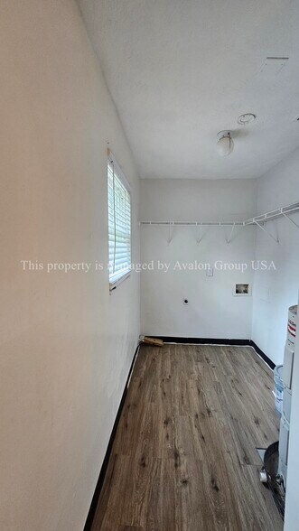 Building Photo - 7234 Eudine Dr S
