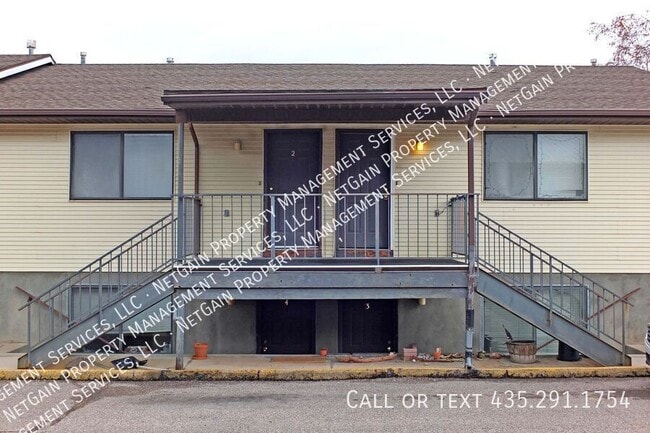 Primary Photo - 492 S 75 W