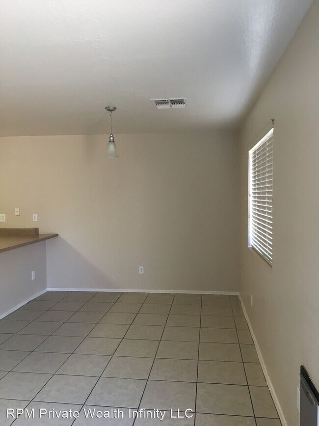 Building Photo - 4 br, 3 bath House - 21826 W. Sonora Street