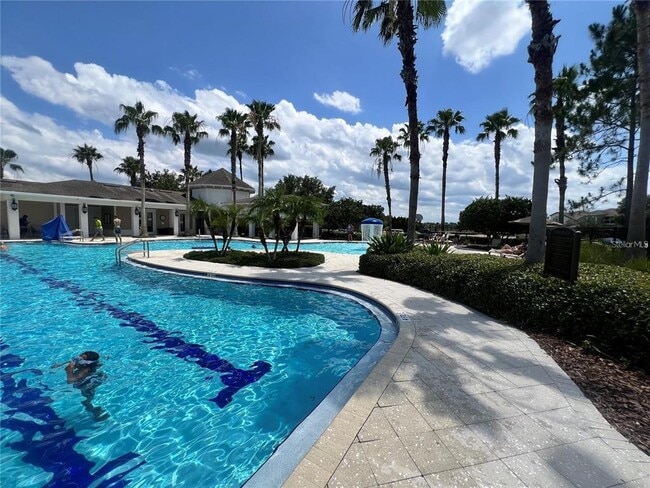 Building Photo - 32995 Windelstraw Dr