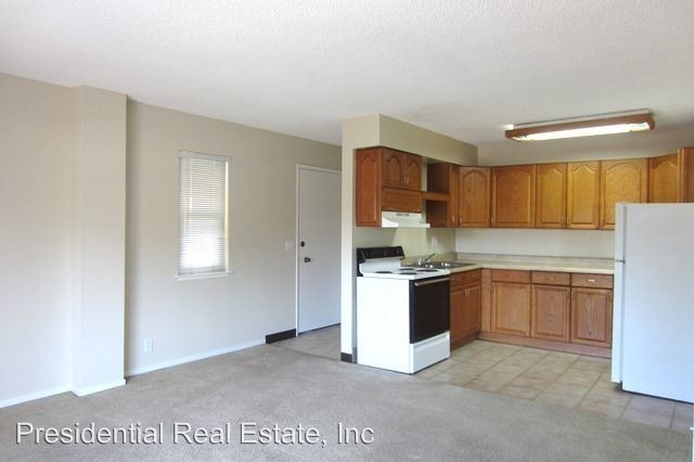 Building Photo - 110 Roundtable Dr