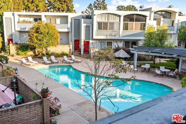 Building Photo - 4771 La Villa Marina