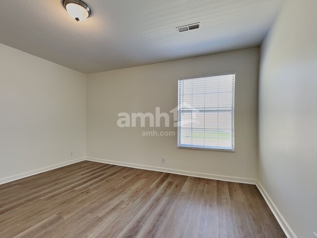 Building Photo - 9406 Hoyle Beals Dr
