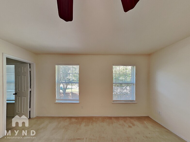 Building Photo - 3008 Stone Forest Cir