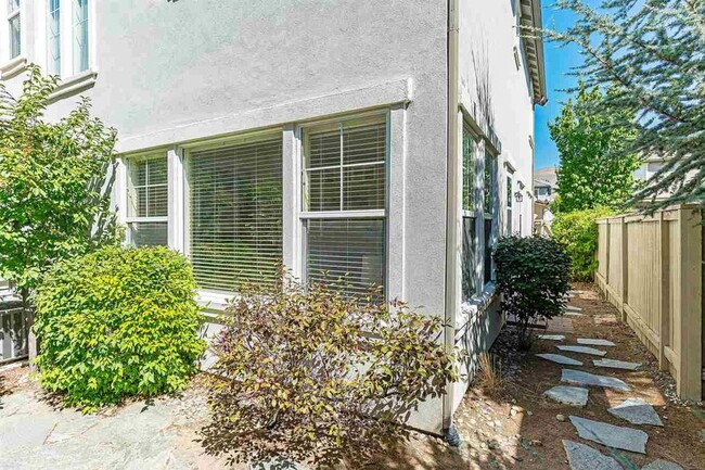 Building Photo - 1644 Sawtooth Trail
